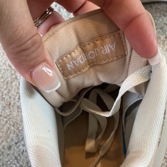 Air Jordan 4 Retro Shimmer - Picture 7 of 9